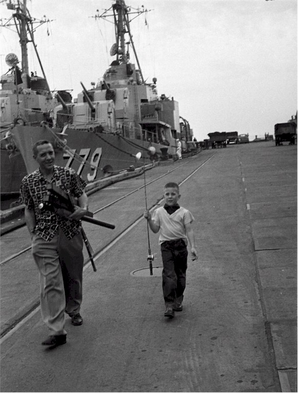 Destroyer Photo Index DD-779 USS DOUGLAS H. FOX
